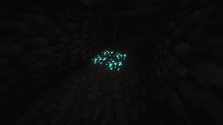 暗所で発光する鉱石